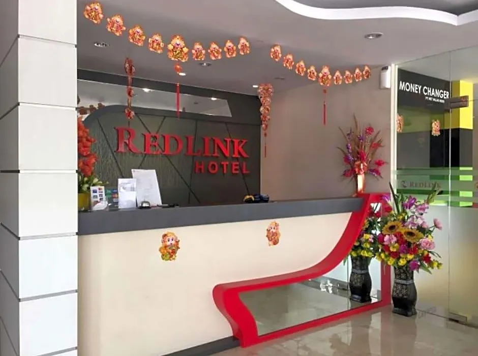 Redlink Hotel-1