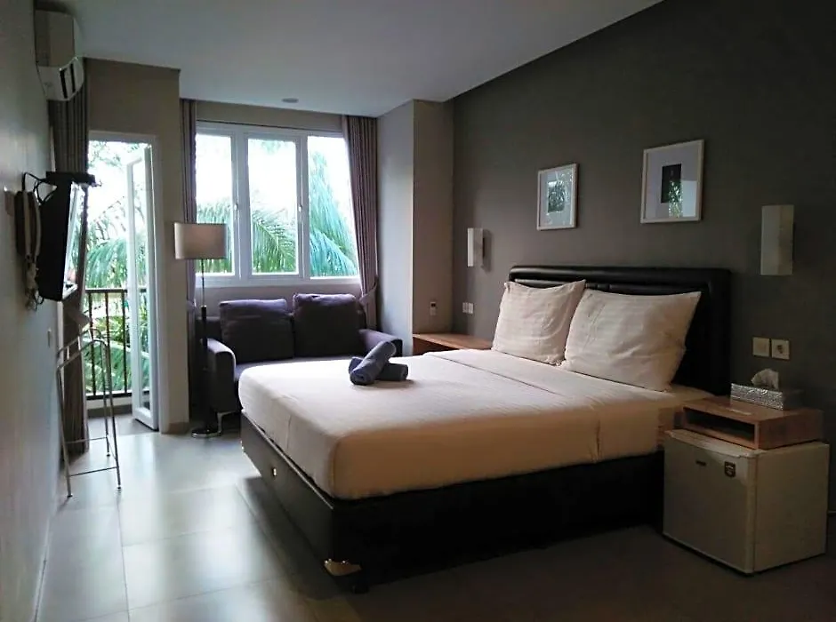 Kuta Beach Stay-1