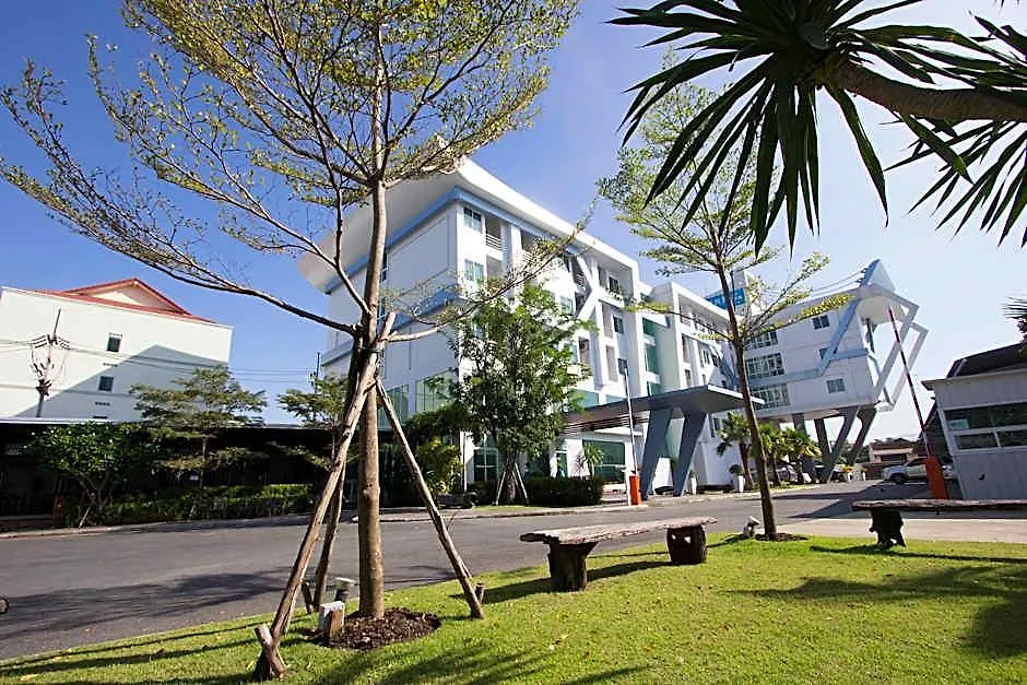 Prime Time Hotel Bang Saen-1