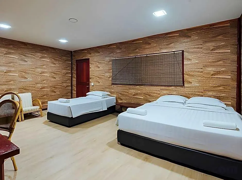 Dragon Inn Floating Resort-1