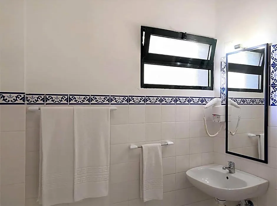 Apartamentos Quinta Mae Dos Homens-1