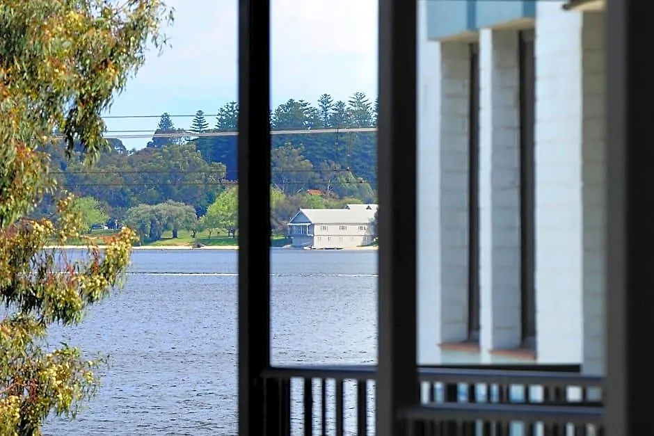Lodestar Waterside Apartments-1