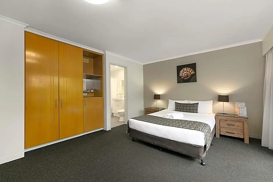 Mt Ommaney Hotel Apartments-1