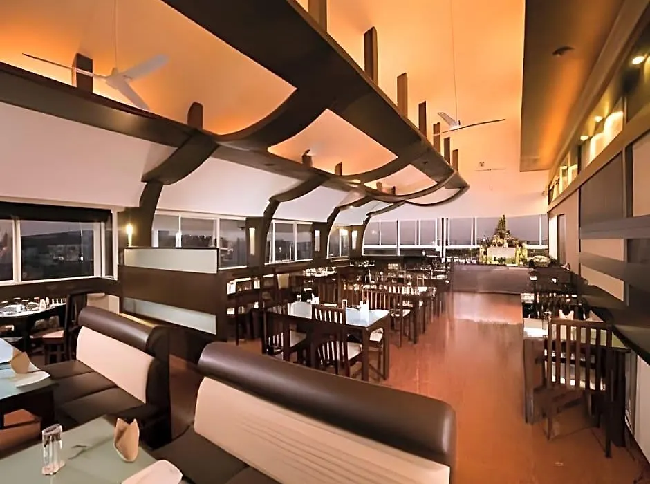 The Nines Business Hotel-1