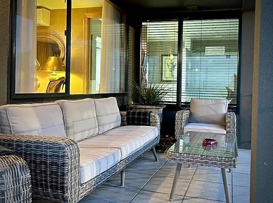 The Flying Trout Boutique Lodge-1