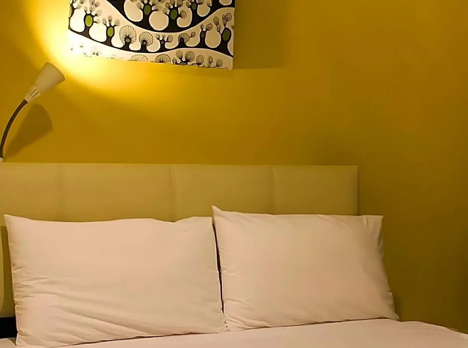 7 Star Boutique Hotel-1