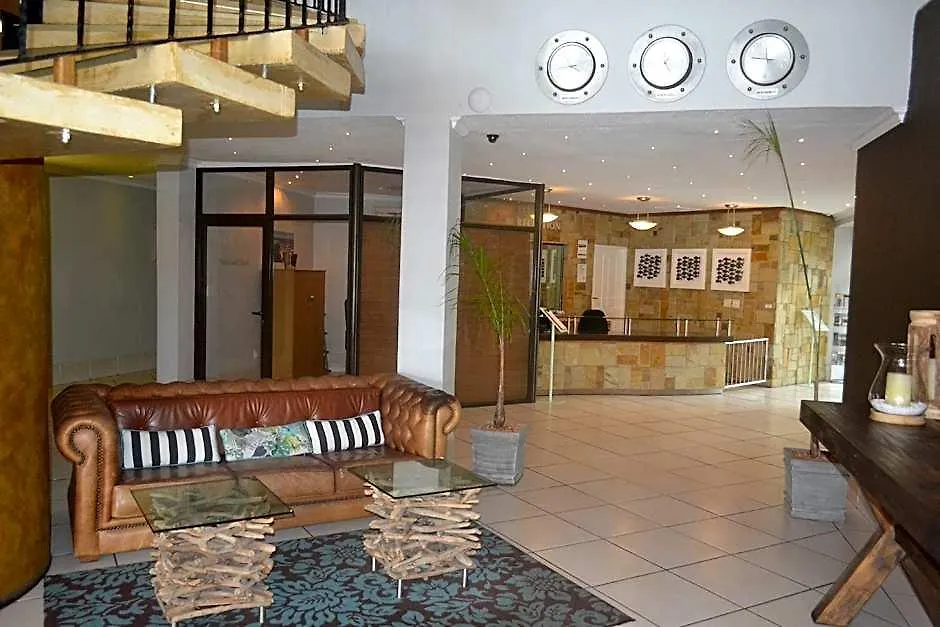 Riviera Hotel-1