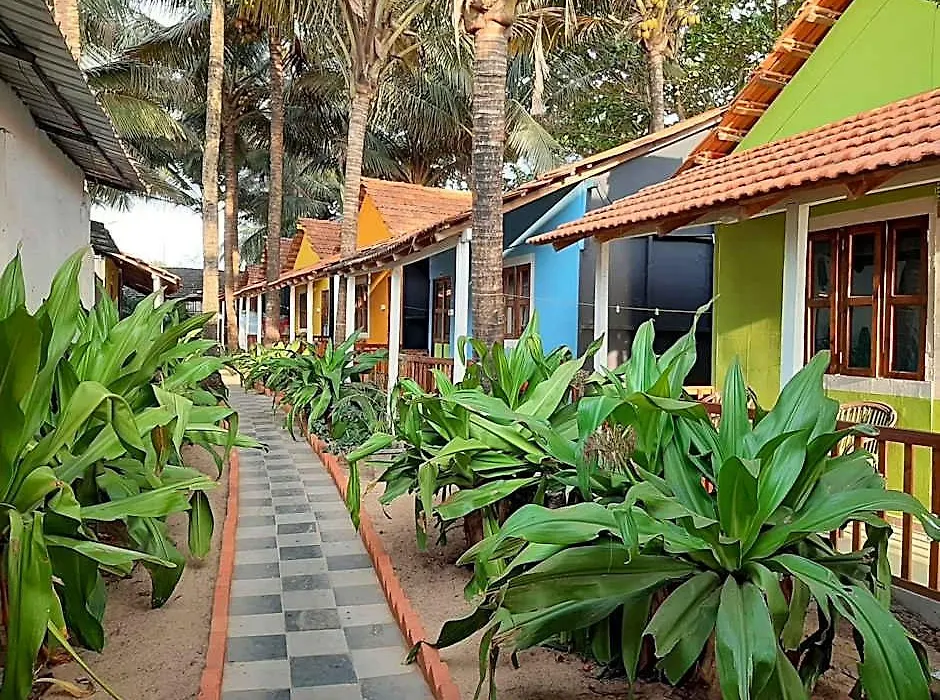 Om Shanti Beach Stay Patnem-1