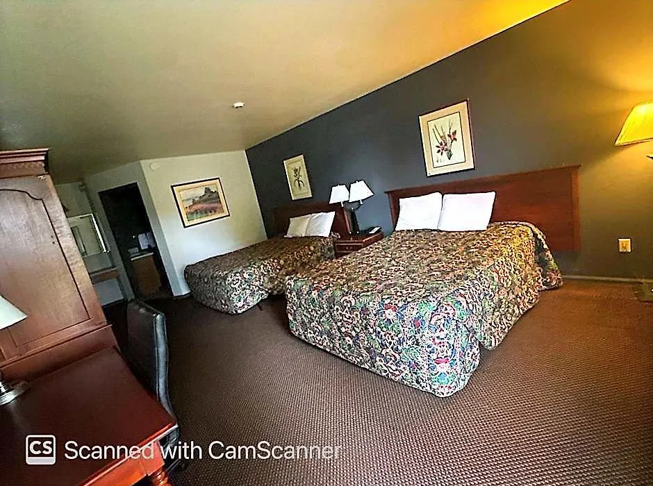 Windmill Inn Lynden-1