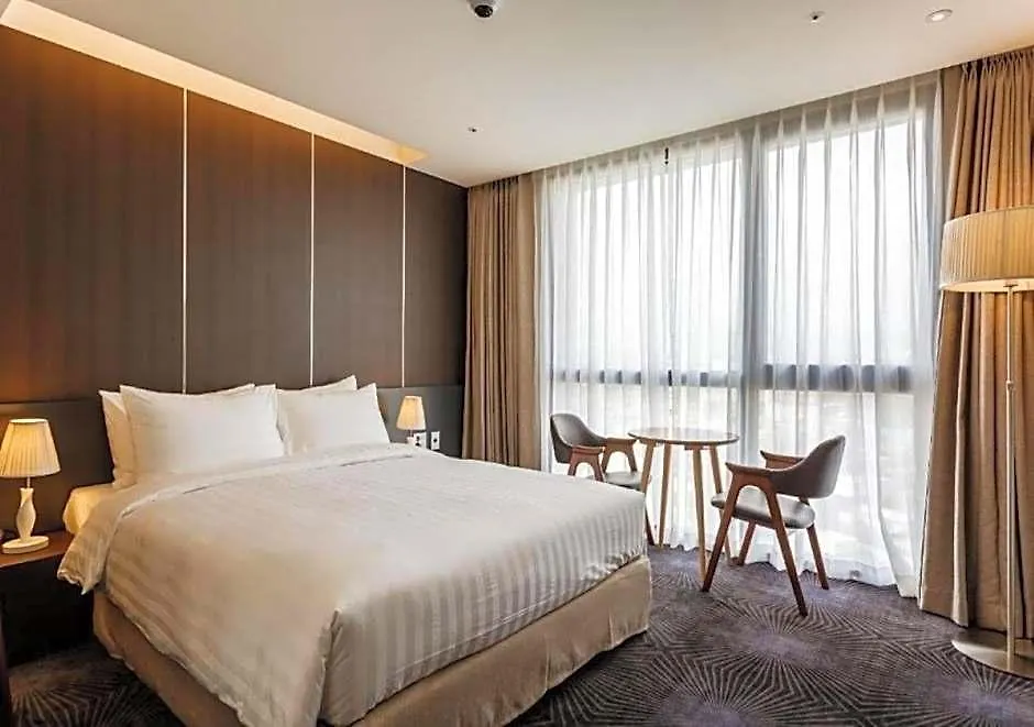 Golden Daisy Hotel-1