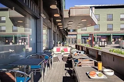 Best Western Capital Hotel-1