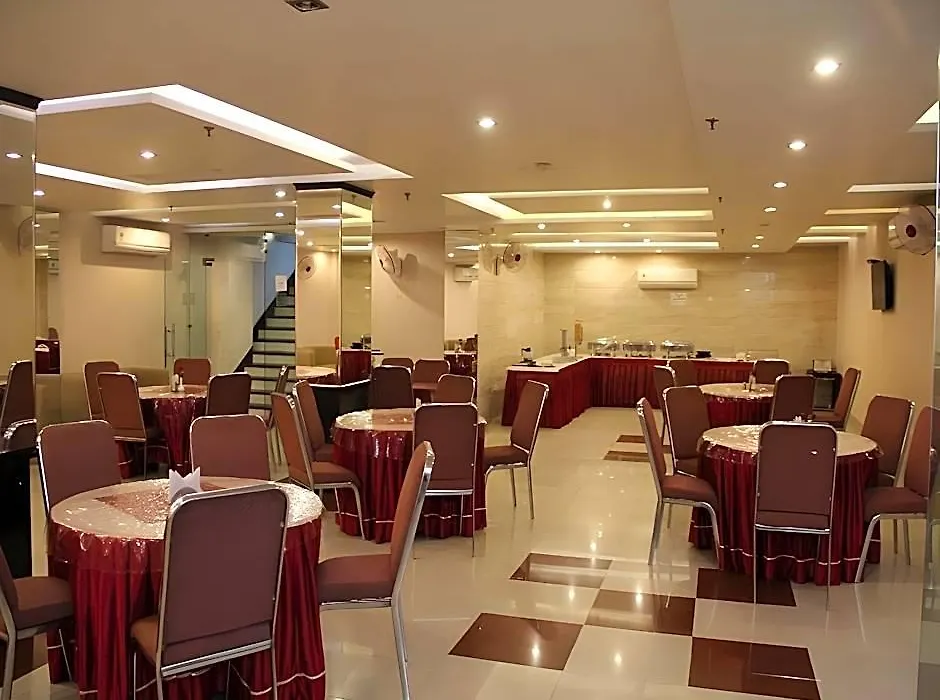 Dewdrop Intercity Hotel-1