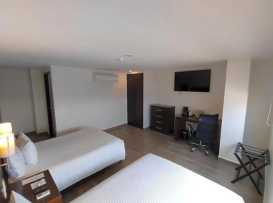 Ramada By Wyndham Tampico Centro-1