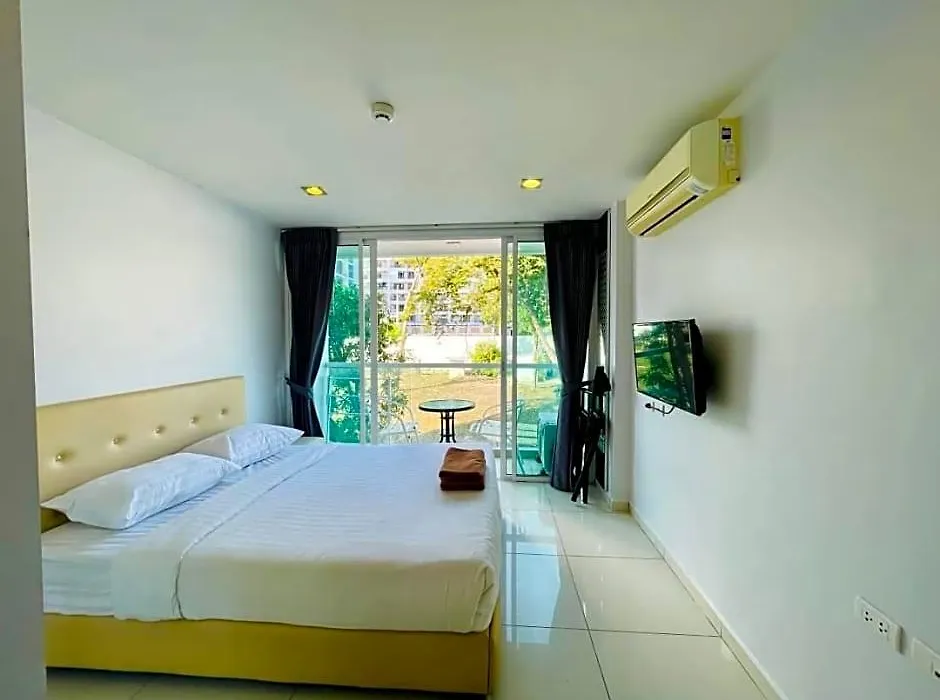 Art On The Hill By Pattaya Sunny Rentals-1