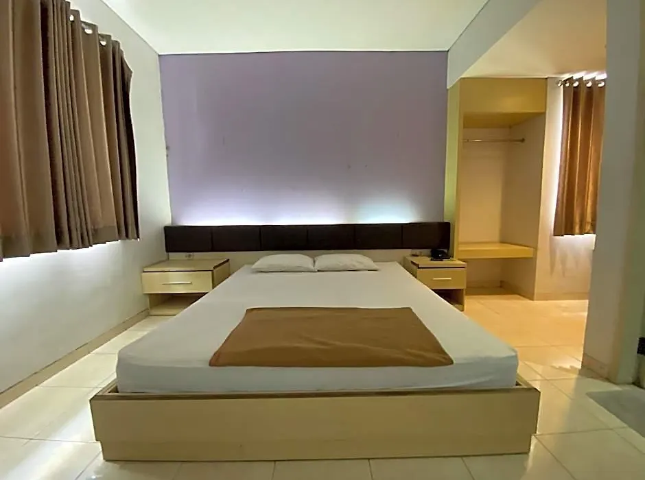 Hotel Niaga-1