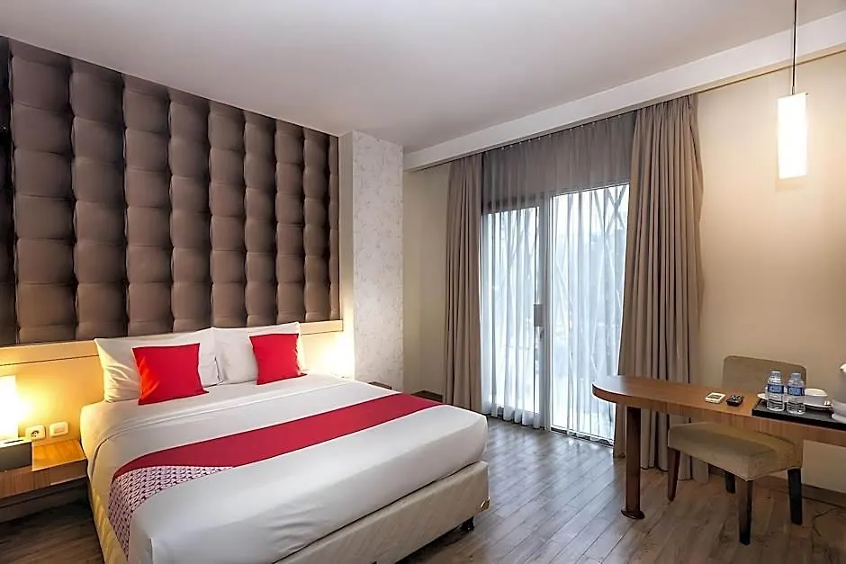 Hotel Feodora Grogol-1