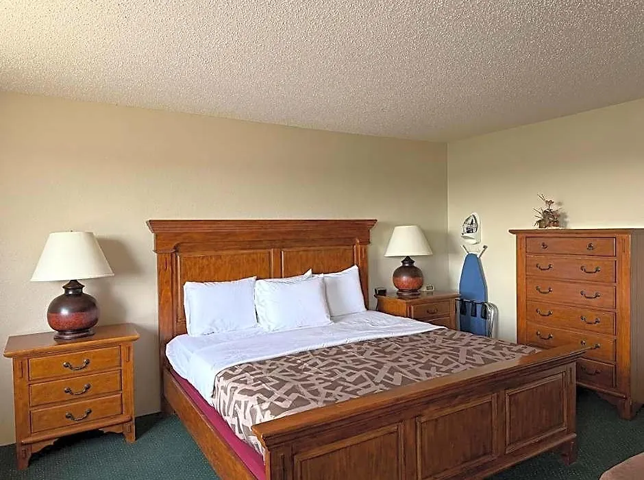Americas Best Value Inn And Suites-1