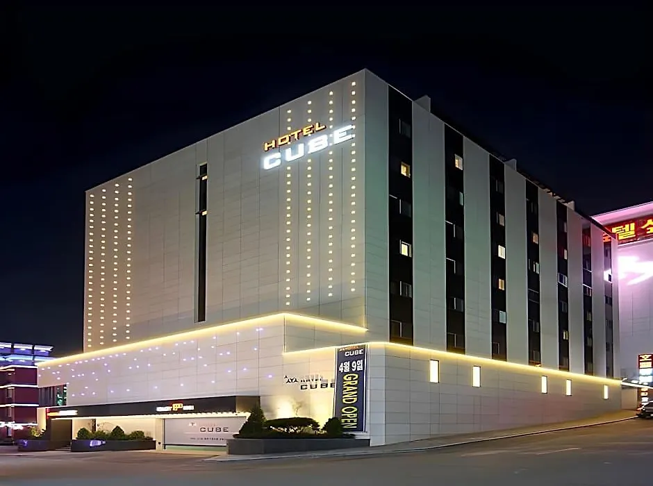 Hotel Cube-1