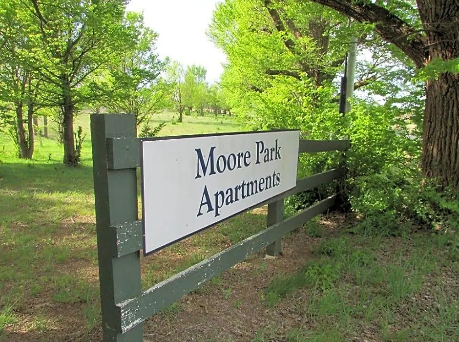 Moore Park Apartments-1