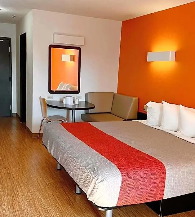 Motel 6-Regina, Sk-1