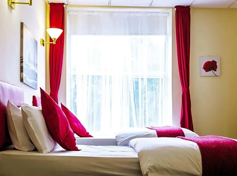 The Devonshire House Hotel-Free Parking-1