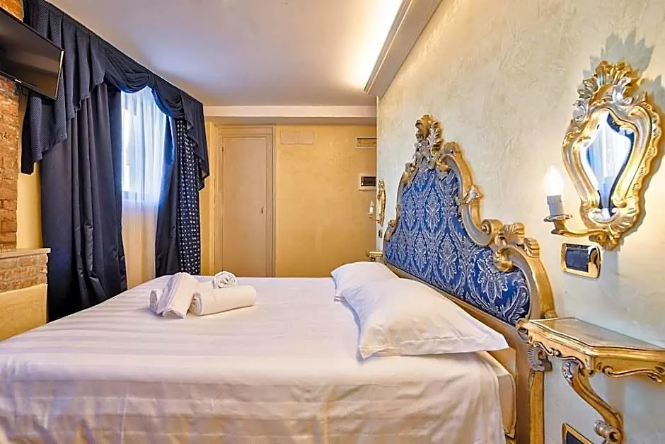 Hotel Vecellio Venice On The Lagoon-1