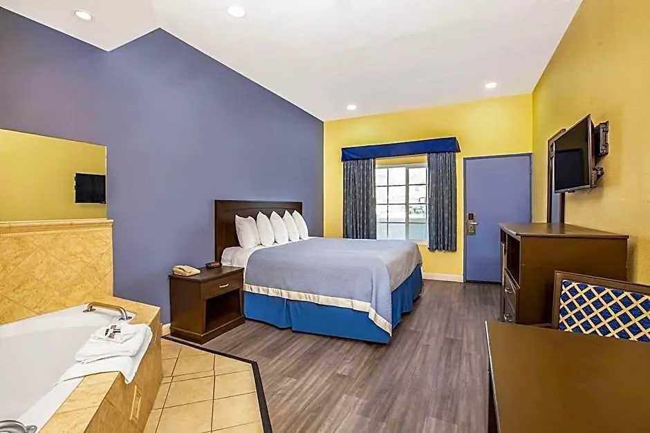 Days Inn By Wyndham Banning Casino/Outlet Mall-1