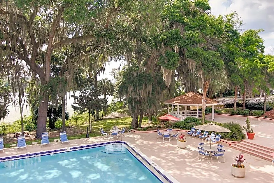 Stayable Select Gainesville-1