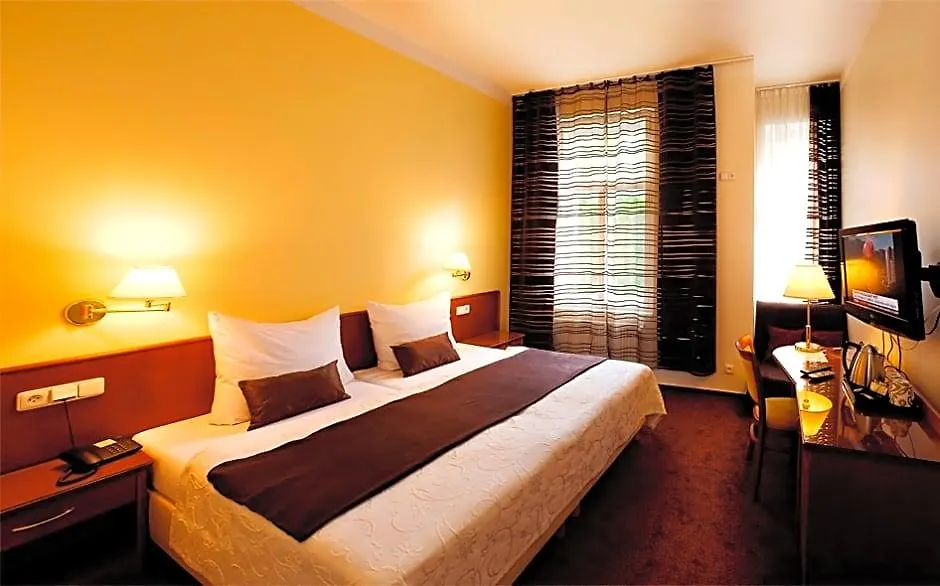 Hotel Andel-1