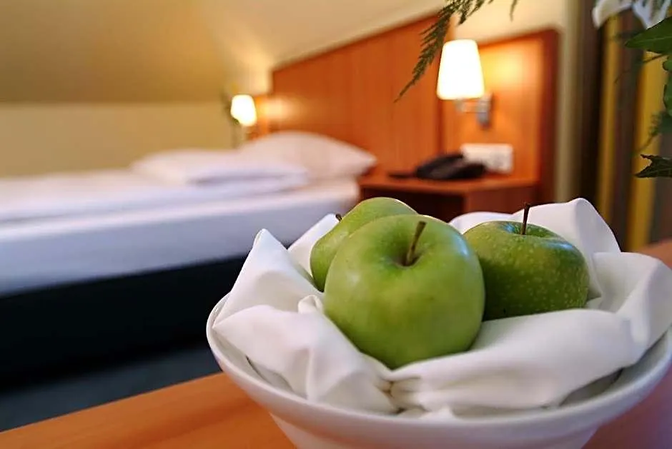 Intercityhotel Muenchen-1