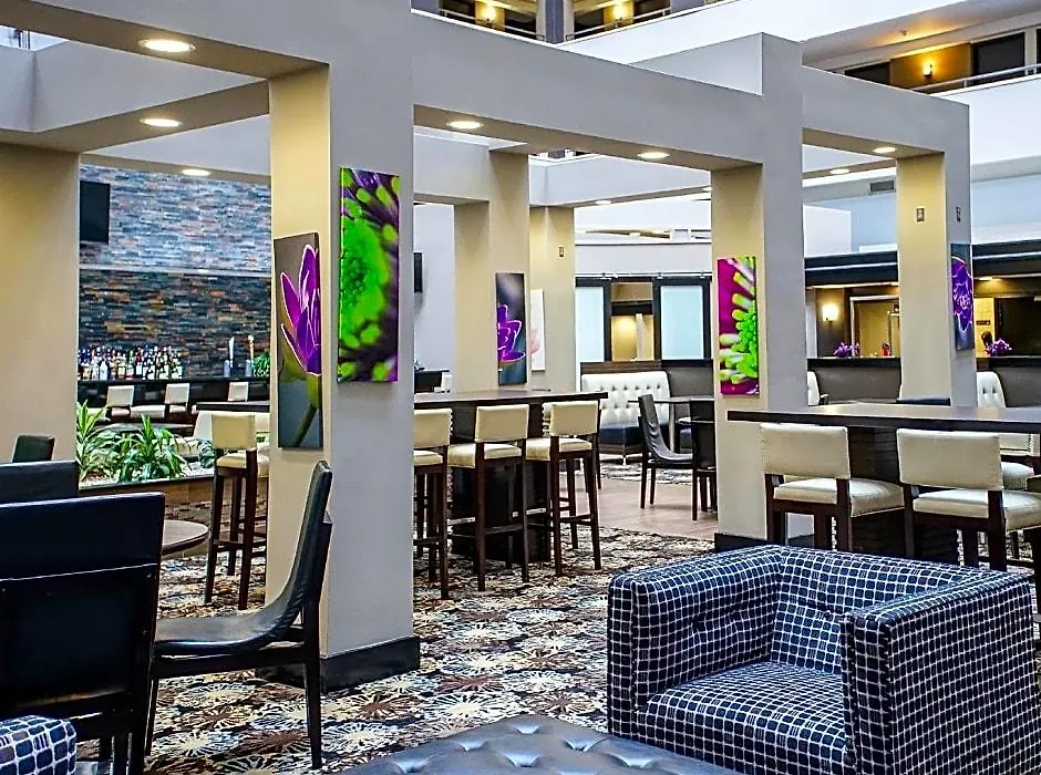 Ramada By Wyndham Southfield-1