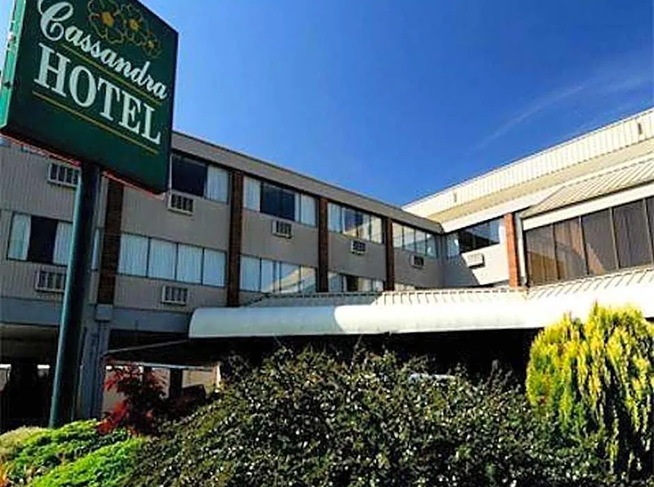 Cassandra Hotel-1