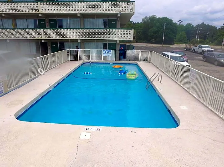 The Virginian Motel-1