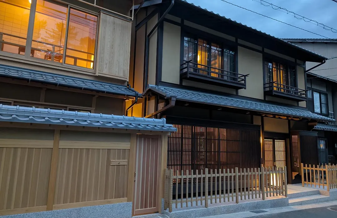 Itsukushimahigashimonzen Kikugawa-1