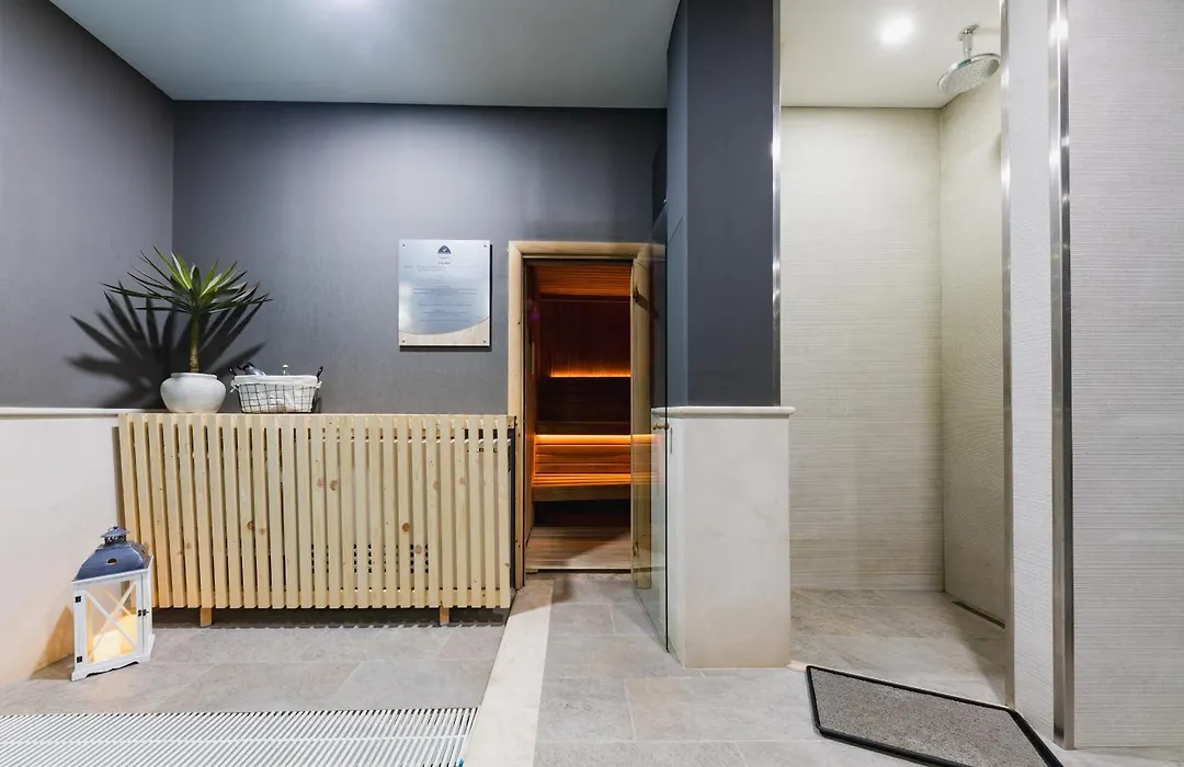 Perla Residence Hotel & Spa-1