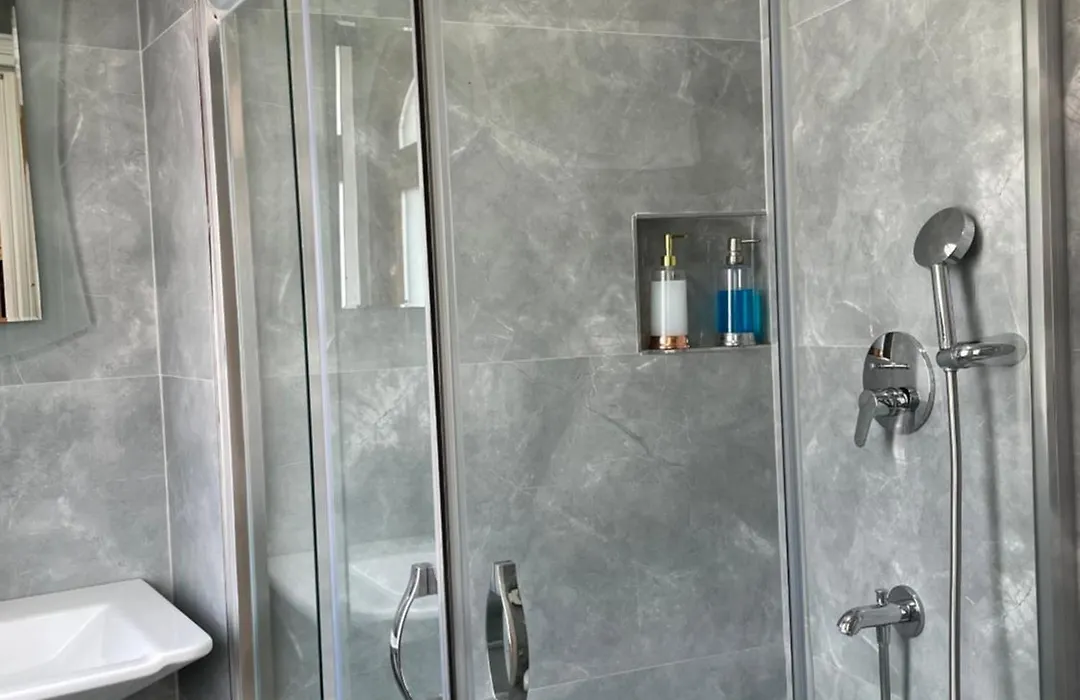 Ens Hotel-1