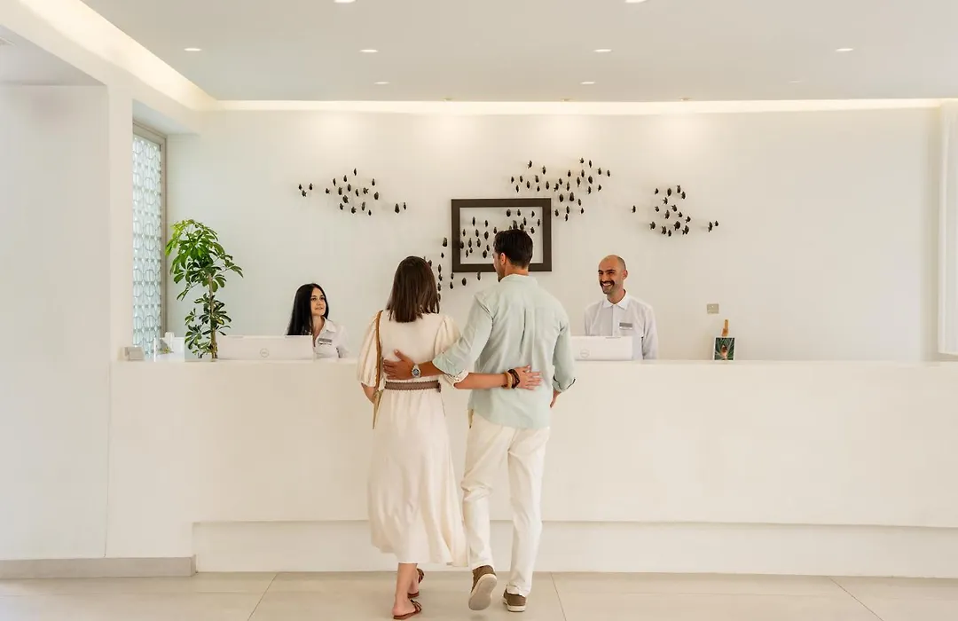 Costa Grand Resort & Spa-1