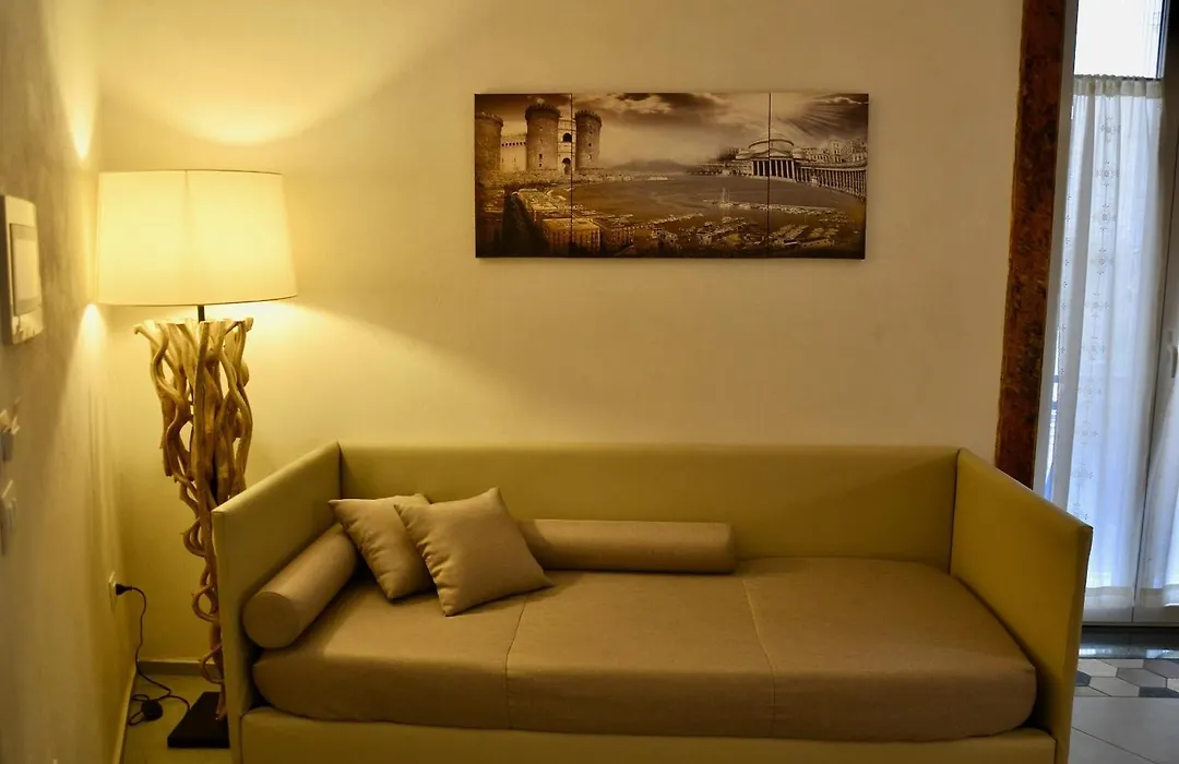 B&B Vicoli Di Napoli-1