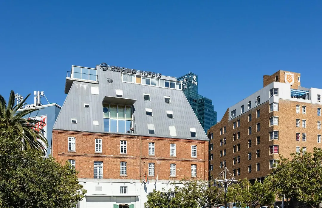 Onomo Hotel Waterfront-1