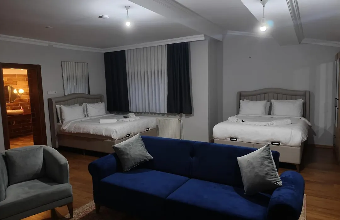 Royal Palace Hotel-1