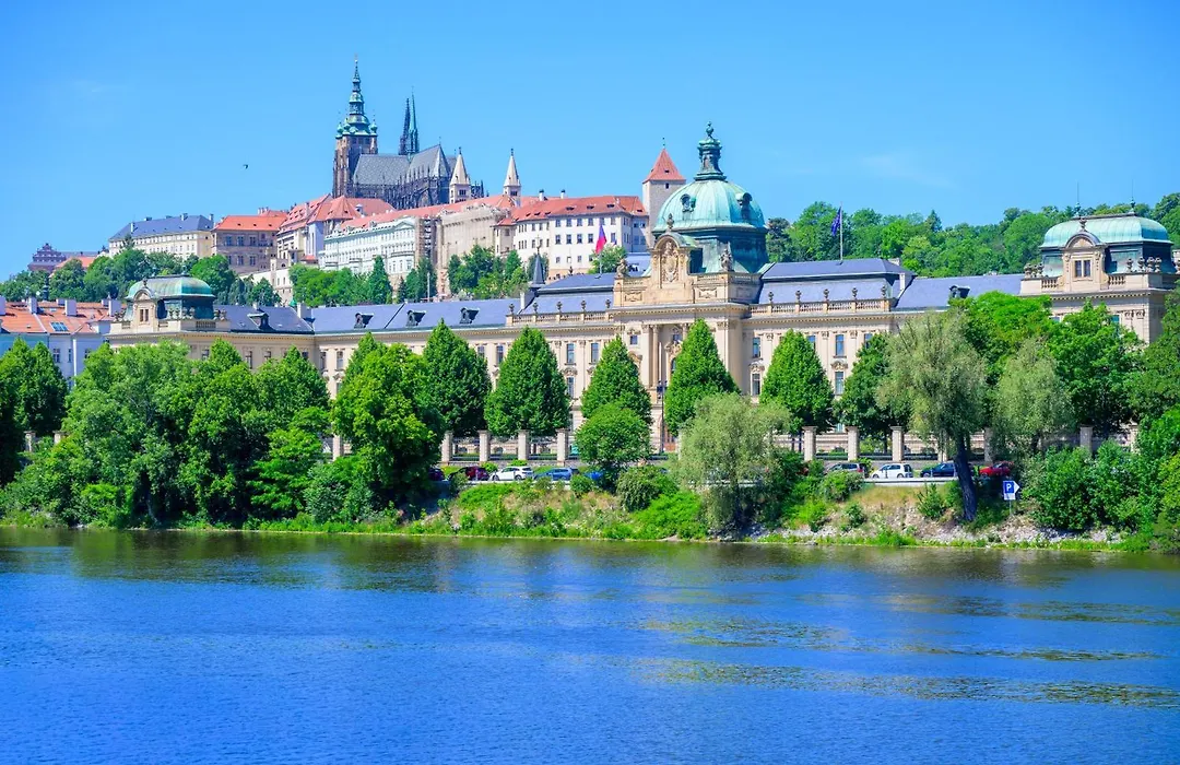 Golden Prague Rooms-1