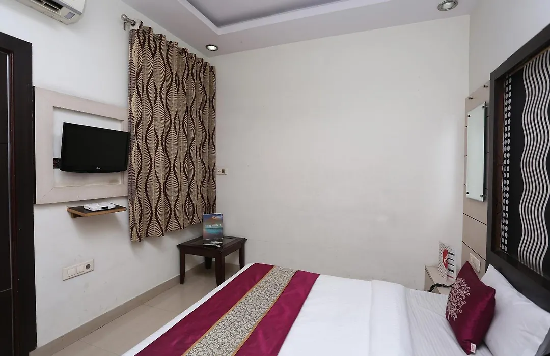 Oyo Hotel Kanha Palace-1