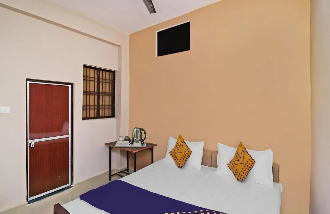 Spot On 37467 Shivram Hotel-1