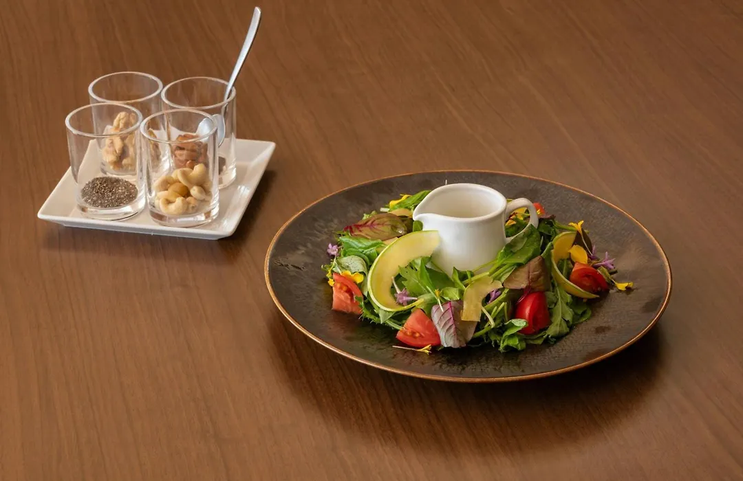 Courtyard By Marriott Osaka Honmachi-1
