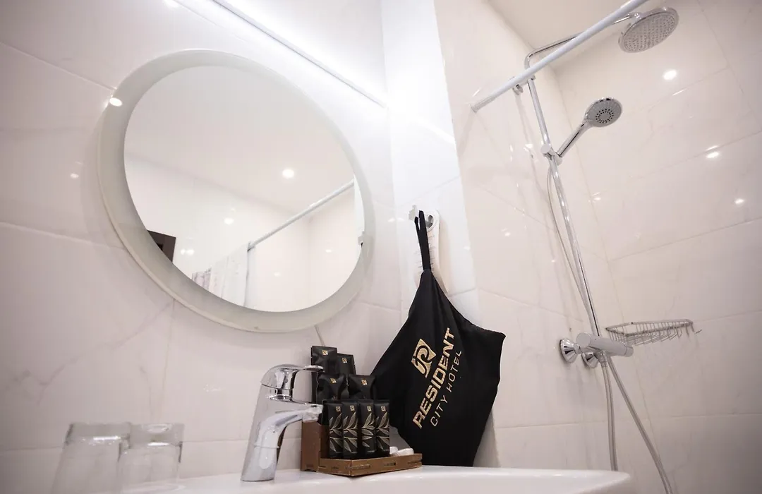 Resident City Hotel-1