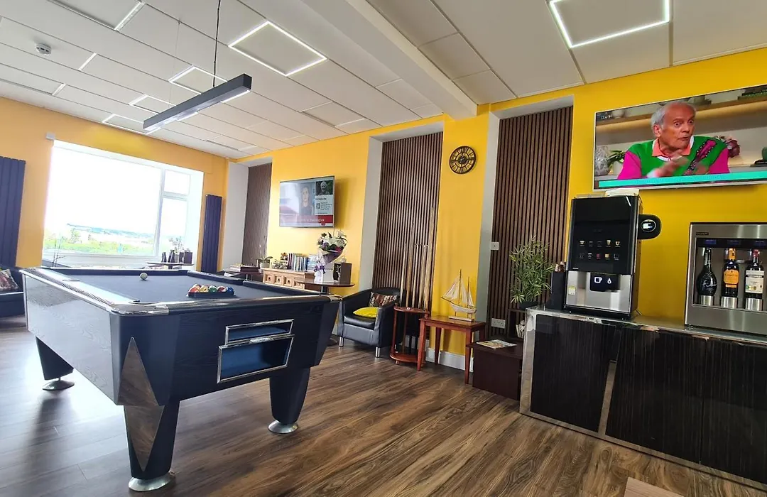 Torland Hotel - Seafront Location, Guaranteed Free Parking-1