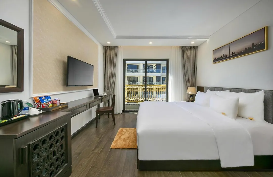 Santa Luxury Hotel Da Nang - Complimentary Afternoon Tea-1
