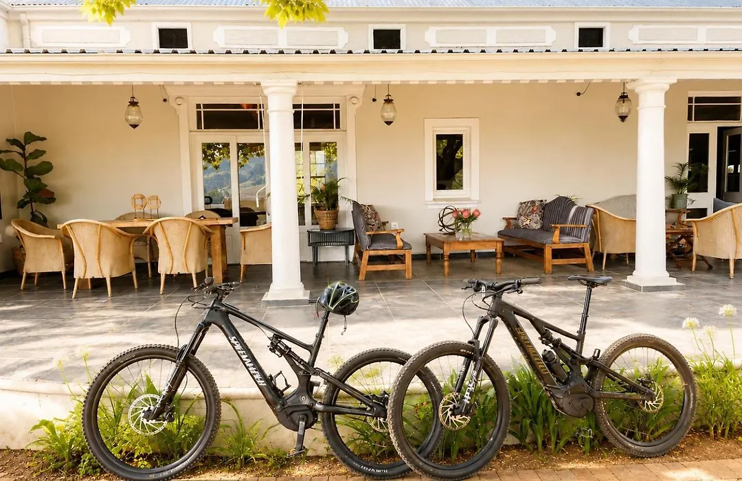 Banhoek Corner Guesthouse-1
