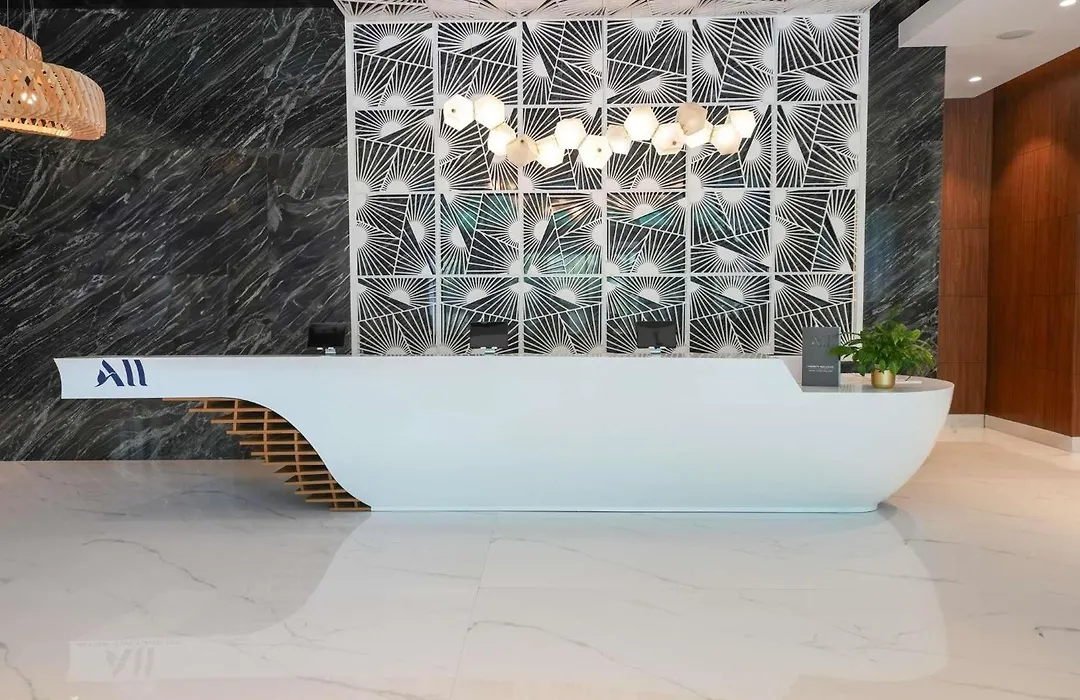 Adagio Premium The Palm-1