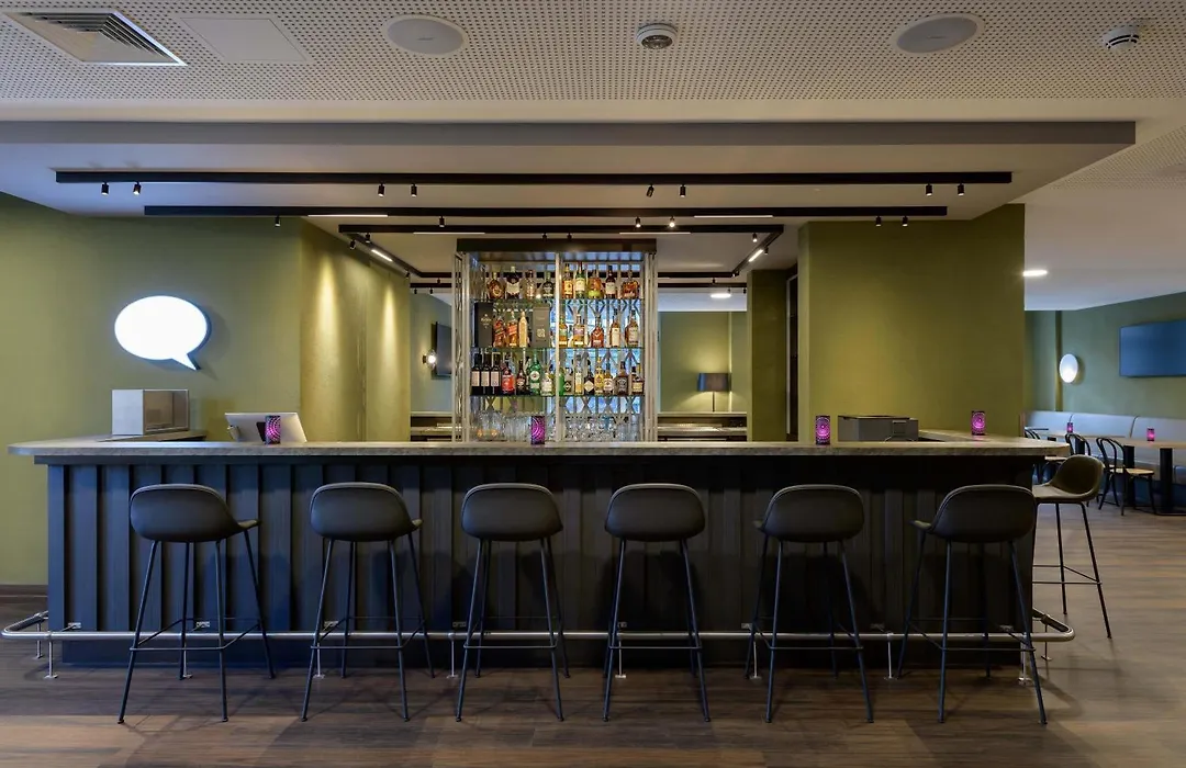Ibis Styles Coburg-1